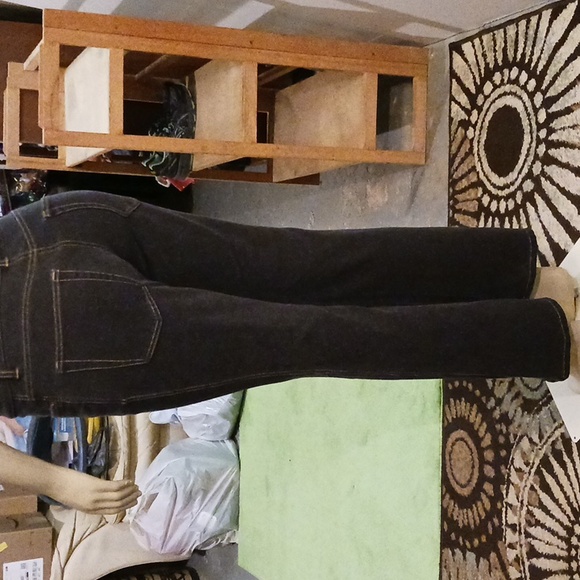 Black Coldwater Creek Natural Fit boot cut jeans Sz 10P - Picture 3 of 15